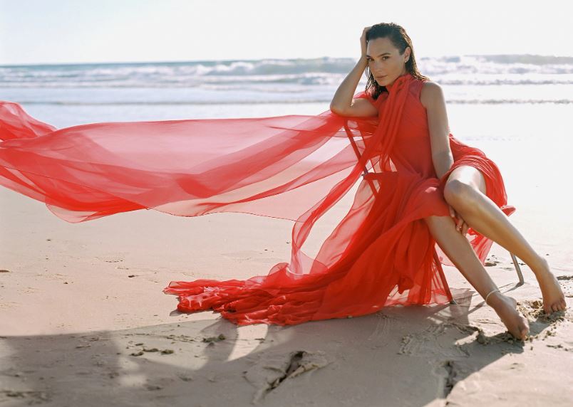 Nhan s&#x1EAF;c xinh &#x111;&#x1EB9;p c&#x1EE7;a &#x27;m&#x1EF9; nh&#xE2;n &#x111;&#x1EAF;t gi&#xE1; nh&#x1EA5;t h&#xE0;nh tinh&#x27;: L&#xE0; m&#x1EB9; c&#x1EE7;a 4 c&#xF4; con g&#xE1;i, s&#x1EDF; h&#x1EEF;u b&#x1EA5;t &#x111;&#x1ED9;ng s&#x1EA3;n v&#xE0; b&#x1ED9; s&#x1B0;u t&#x1EAD;p si&#xEA;u xe h&#xE0;ng tr&#x103;m t&#x1EF7;