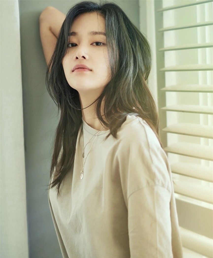 Nhan sắc 'quái nữ' xứ Hàn ảnh 16