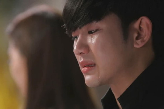 Bỏ việc để theo dõi vì nghi ngờ vợ phản bội, khi sự thật được sáng tỏ tôi đau đớn bật khóc nức nở