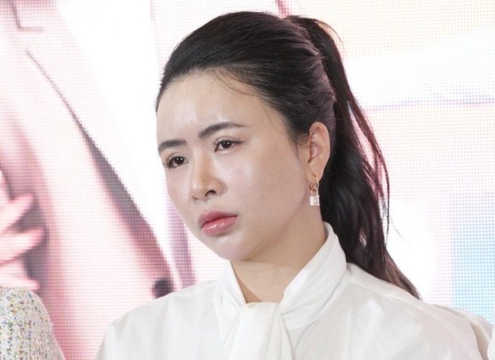 Nữ diễn viên chuyên trị vai giúp việc, hốt hoảng vì bộ răng hô "xấu không thể tả"