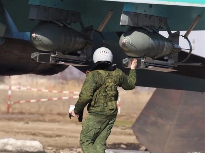 Những quả bom lượn nặng hơn 1 tấn của Nga đủ khả năng phá hủy mọi công sự kiên cố nhất của Ukraine.