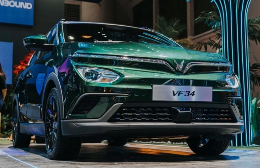 VinFast VF e34 bán tại Indonesia rẻ hơn Việt Nam hơn 200 triệu