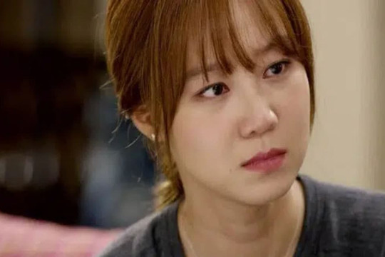 M&#x1ED7;i l&#x1EA7;n l&#xEA;n gi&#x1B0;&#x1EDD;ng v&#x1EDB;i b&#x1EA1;n g&#xE1;i, t&#xF4;i ph&#x1EA3;i &#x111;&#x1B0;a cho c&#xF4; &#x1EA5;y 500 ngh&#xEC;n v&#xE0; c&#xE1;i k&#x1EBF;t g&#xE2;y s&#x1ED1;c sau n&#x1EED;a n&#x103;m