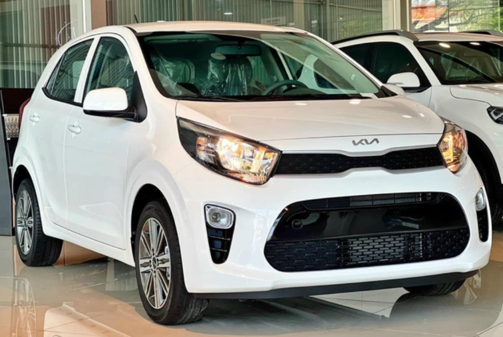 Giá lăn bánh xe Kia Morning đầu tháng 4/2024: ‘Rẻ như cho’, quyết tâm gạt giò Hyundai Grand i10