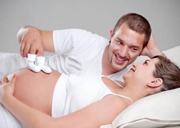 Ch&#x1ED3;ng t&#x1EB7;ng v&#x1EE3; chi&#x1EBF;c t&#xFA;i h&#x1A1;n 140 tri&#x1EC7;u &#x111;&#x1ED3;ng sau khi sinh con v&#xE0; s&#x1EF1; th&#x1EAD;t khi&#x1EBF;n c&#xF4; &quot;v&#x1EE1; m&#x1ED9;ng&quot;