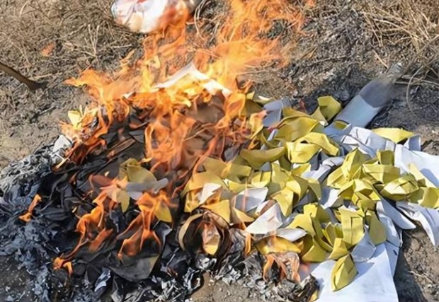 Tại sao một người chết từng phải đợi 3 ngày trước khi được chôn cất? Đây không phải là mê tín mà hoàn toàn là khoa học