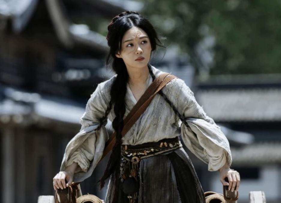 Gái xấu lấn át "mỹ nhân 4000 năm": Từng bị mắng oan suốt 4 năm, giờ lại bị nghi "giẫm đạp" bạn diễn