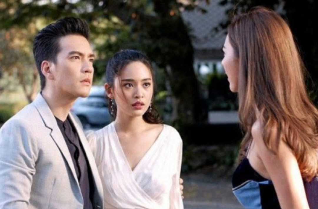 Vợ đưa ra yêu cầu cho đứa bé trong bụng, tiểu tam nghe xong lẳng lặng ra về khiến tôi đứng hình