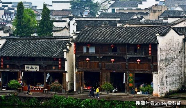 Bí ẩn ngôi làng cổ hơn 600 năm không ai dám vào ở Trung Quốc: Là nơi 1/4 hậu duệ Gia Cát Lượng ở, bài trí theo kiểu này thì chỉ có cao nhân mới dám ra vào - Ảnh 3.
