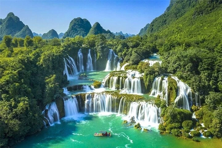 Chiêm ngưỡng con thác lớn nhất Việt Nam đẹp như tranh vẽ- Ảnh 3.