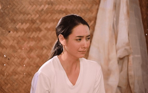 Đêm hôm cưới, con khóc đòi ngủ với tôi, hành động vô tâm của chồng khiến tôi lập tức xách vali bế con về nhà ngoại