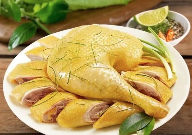 Những ai không nên ăn thịt gà?