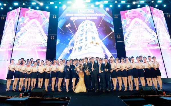 Đặc sắc đêm tiệc khai trương Mailisa Nha Trang