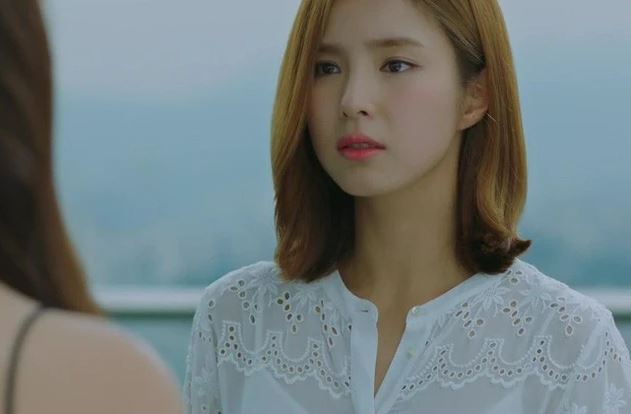 Nghe lời bạn thân tha thứ cho chồng ngoại tình, để rồi 1 lần bất ngờ trở về, vợ chết điếng khi thấy cảnh này