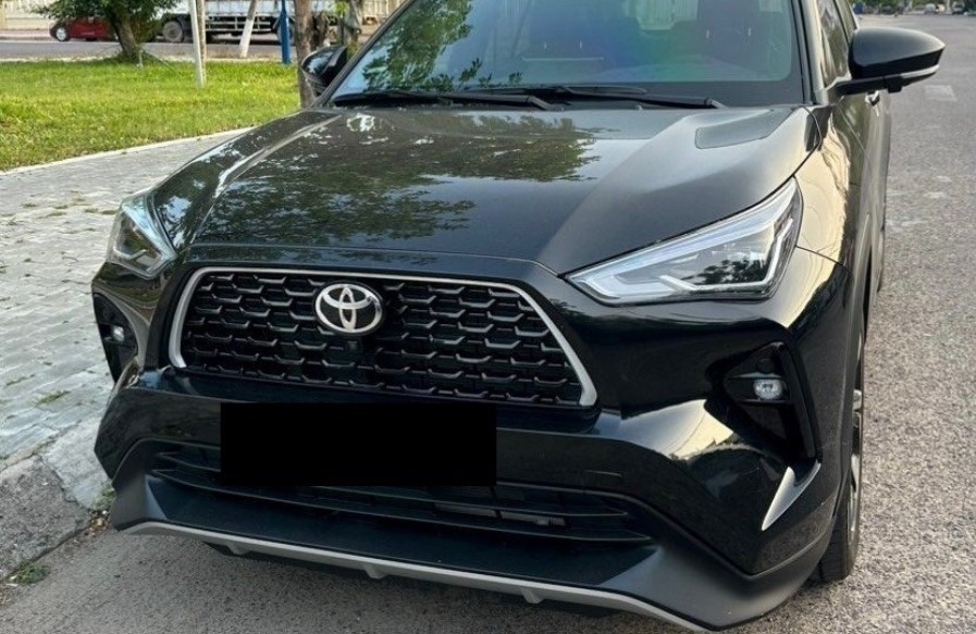 Ngỡ ngàng giá chào bán của Toyota Yaris Cross Hybrid 'lướt' chỉ sau 1 năm lăn bánh