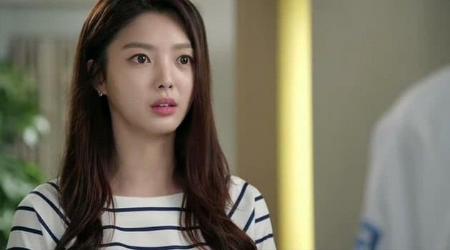 Chấp nhận lấy chồng nghèo để hợp thức hóa cái thai trong bụng, đêm hôm cưới anh đưa một thứ làm tôi hóa đá