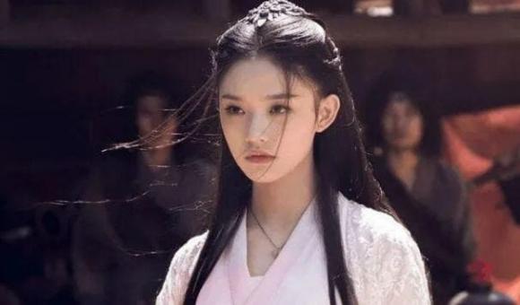 Hoàng hậu thê thảm nhất lịch sử: Bị 6 vị vương gia thay phiên nhau chơi đùa, con gái nàng cũng không may mắn thoát được