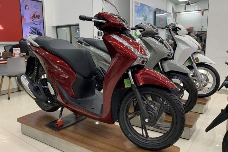 
Giá xe máy Honda 'ngược dòng' giữa lúc các hãng đối thủ chạy đua ưu đãi