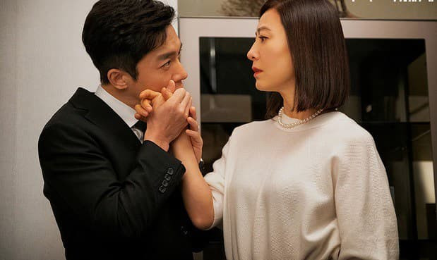 Tháng nào người tình cũng chuyển khoản cho 100 triệu, thế nhưng tôi không cảm thấy hạnh phúc mà nhục nhã vô cùng