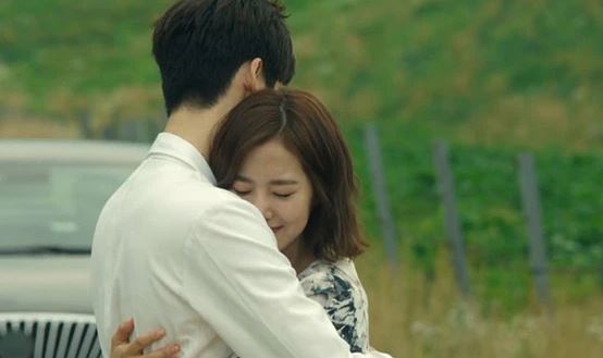 Đã gửi hết thiệp cưới nhưng cô gái vẫn quyết tâm hủy hôn, chắc chắn ai cũng ủng hộ khi biết lý do