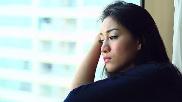 Vừa mở miệng vay bạn trai 10 triệu, anh lập tức cho luôn 100 triệu kèm theo một yêu cầu khó tin