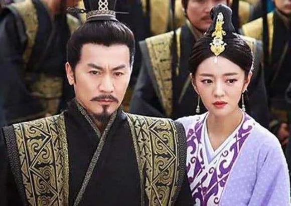 Độc Cô Tín có con mắt tinh đời, gả 3-4 người con gái đều trở thành Hoàng Hậu, rốt cuộc là ông đã làm thế nào?