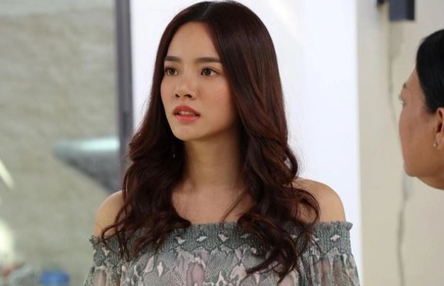 Nếu không phải vì tiếng bước chân nhẹ nhàng thì có lẽ tới giờ tôi vẫn chưa được mở rộng tầm mắt nhìn rõ con người của em dâu