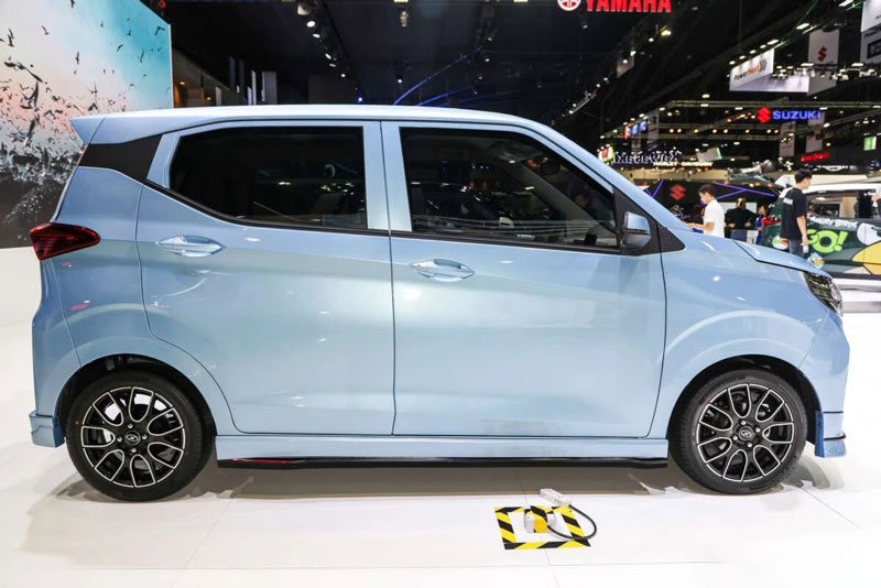 Xe điện Trung Quốc 'nhái' phong cách Toyota Alphard, phạm vi hoạt động 200 km/lần sạc, giá 'hạt dẻ'