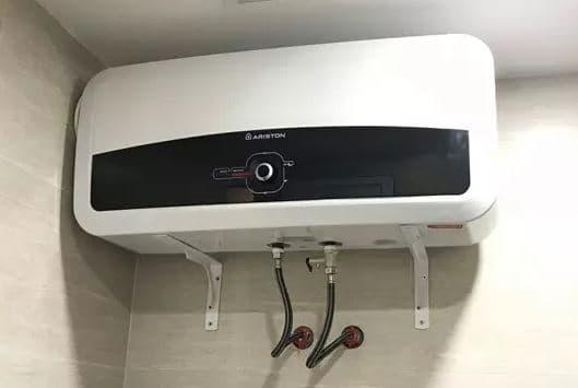 Trên bình nóng lạnh có 1 'công tắc ẩn', biết cách dùng hơn chục năm vẫn bền như mới