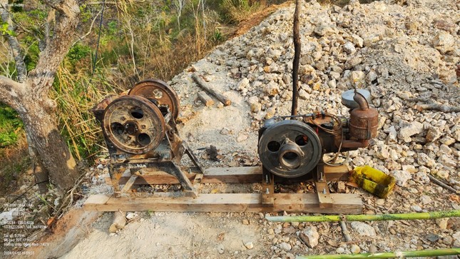 Phát hiện 10 đối tượng khoét núi, đào vàng trái phép ở Đắk Lắk