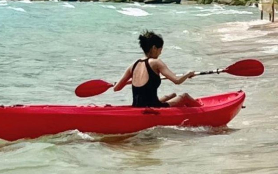 Mỹ nhân Hàn Quốc đầu tiên định hình trào lưu hông quả táo, xinh đẹp, nuột nà ở Phú Quốc