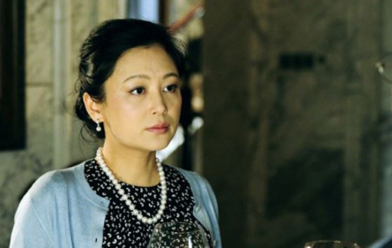 Thói bừa bộn của mẹ chồng khiến tôi cảm thấy ngột ngạt