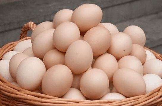 Trứng được chiên cùng với sản phẩm này, dưỡng nhãn, bổ thận khí, da dẻ tươi tắn hơn