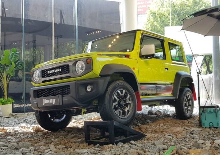 Chi tiết Suzuki Jimny vừa ra mắt tại Việt Nam, giá từ 789 triệu đồng