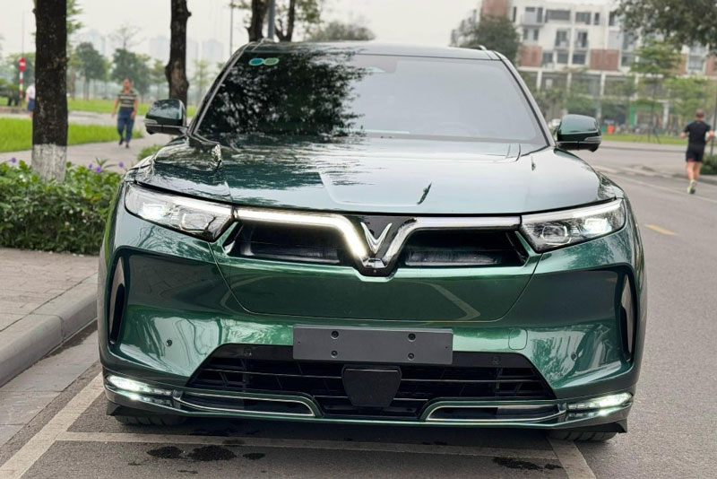 VinFast VF 9 'lướt' xuống giá bao nhiêu chỉ sau 1 năm lăn bánh?