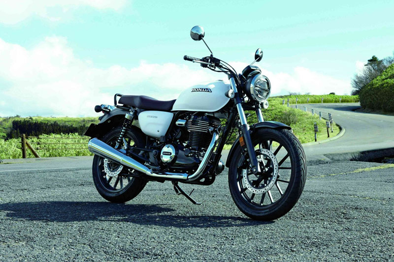 Cận cảnh môtô cổ điển Honda GB350 S 2024, siêu tiết kiệm xăng, giá 93,52 triệu đồng