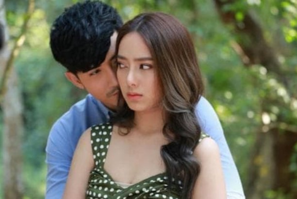 Bạn trai dẫn đi nhà hàng sang trọng mừng ngày Quốc tế phụ nữ và cái kết đau đớn khi bỗng dưng trở thành 'kẻ thứ 3'