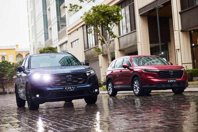 So sánh phiên bản máy xăng và hybrid của Honda CR-V 2024