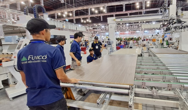 Gỡ điểm nghẽn, khai mở động lực tăng trưởng mới