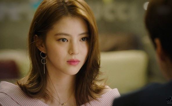 Tôi đã cố gắng nói chuyện tử tế nhẹ nhàng, nhưng vợ xúc phạm đến mẹ tôi lại còn đòi tống bà vào viện dưỡng lão thì không thể tha thứ được