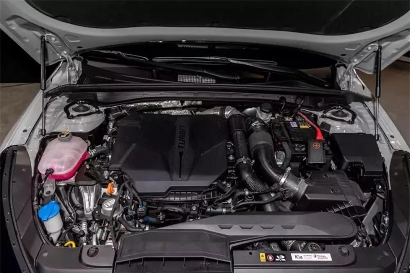 Kia K5 2025 chốt giá bán cao hơn bản tiền nhiệm, sẵn sàng cạnh tranh Toyota Camry 442518