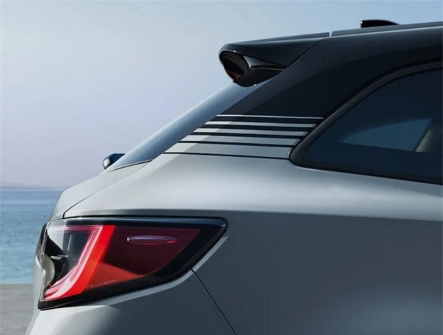 Toyota Corolla phiên bản Active Sport trình làng ảnh 12