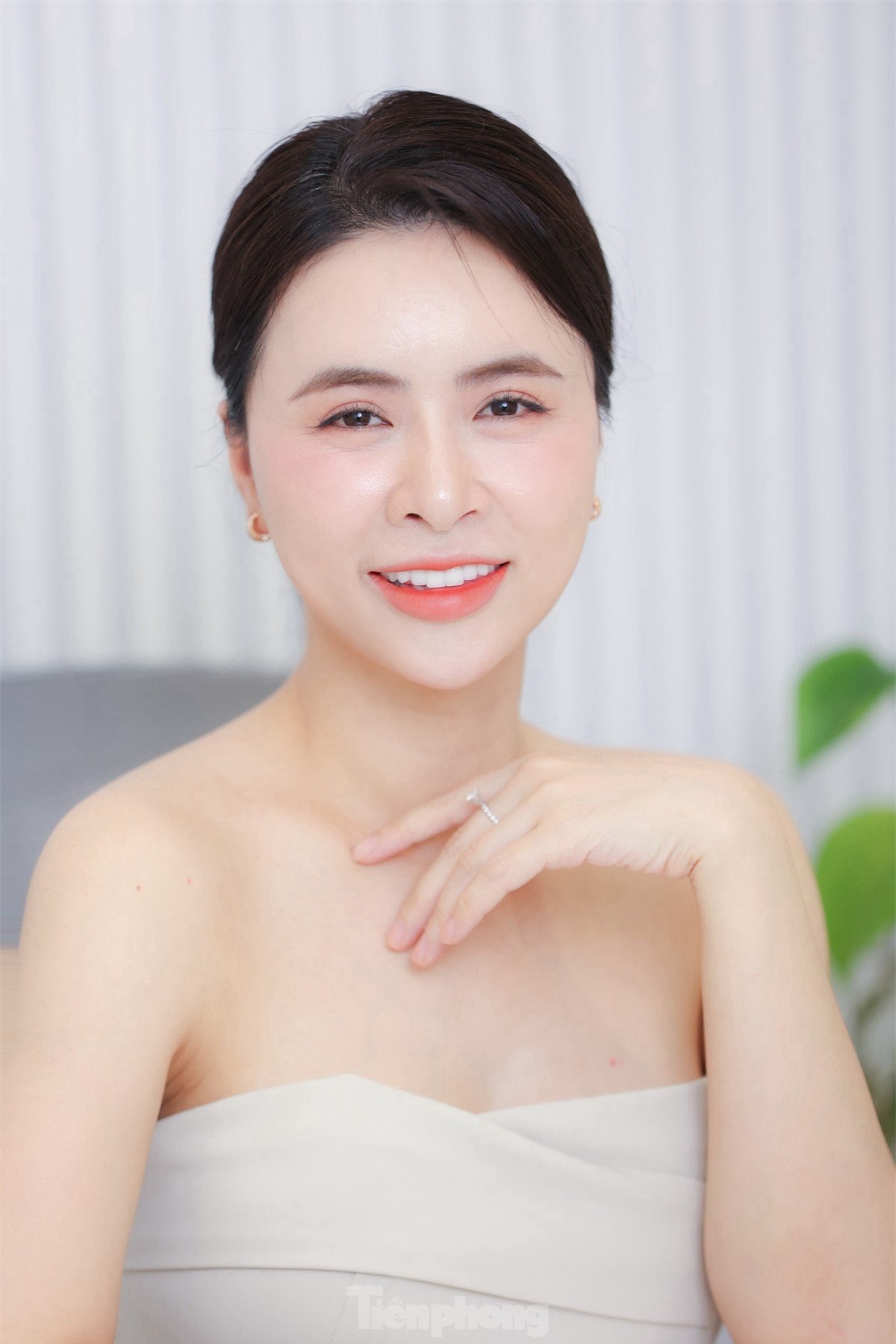 Nhan sắc ngoài đời của diễn viên chuyên vai ô sin gây sốt trên phim Việt giờ vàng ảnh 3