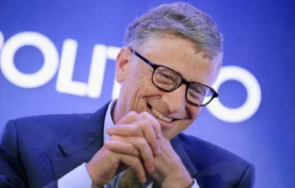 Bill Gates khuyên sinh viên 5 điều: Đời không phải vở kịch một màn, người thông minh vẫn bị nhầm lẫn