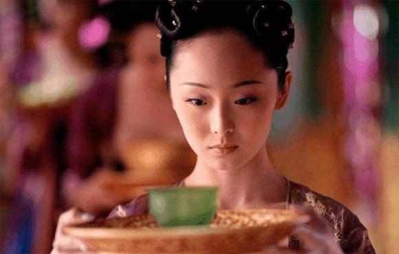 Vì sao cung nữ khi rời cung đều không ai thèm cưới? Không phải vì họ mất “cái ấy” mà do đã thấy một thứ