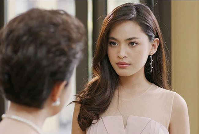 Dọn về nhà mới chưa được bao lâu thì mẹ chồng ở quê lên, tìm đủ mọi cách để được đứng tên trong sổ đỏ