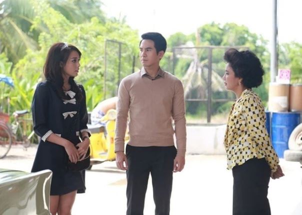 Ngày ra ở riêng, mẹ chồng nói một câu khiến tôi lao đao, tim tan nát