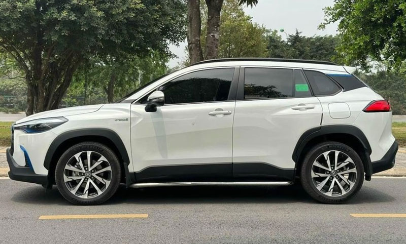 Sau 3 năm lăn bánh, chủ nhân bán lại Toyota Corolla Cross Hybrid với mức giá rẻ không ngờ
