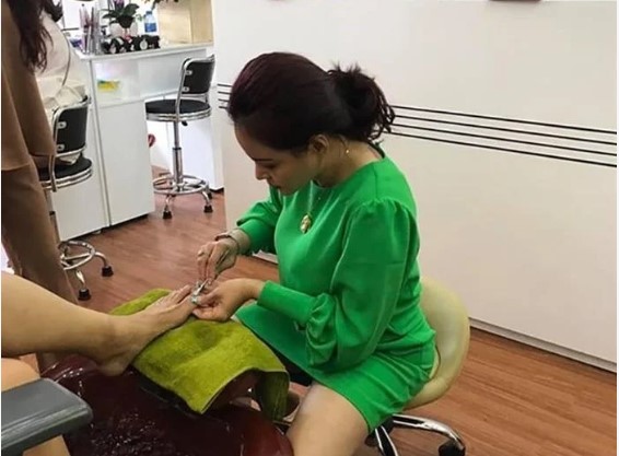 Nữ diễn viên trăm tỷ của Vbiz làm nail ở Úc nay sự nghiệp lên hương, sở hữu biệt phủ tại Vũng Tàu