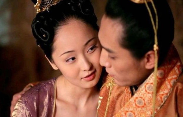 Hoàng đế say rượu thị tẩm nhầm người, không ngờ tạo ra kết quả ấn tượng, giúp nhà Hán tồn tại thêm gần 200 năm